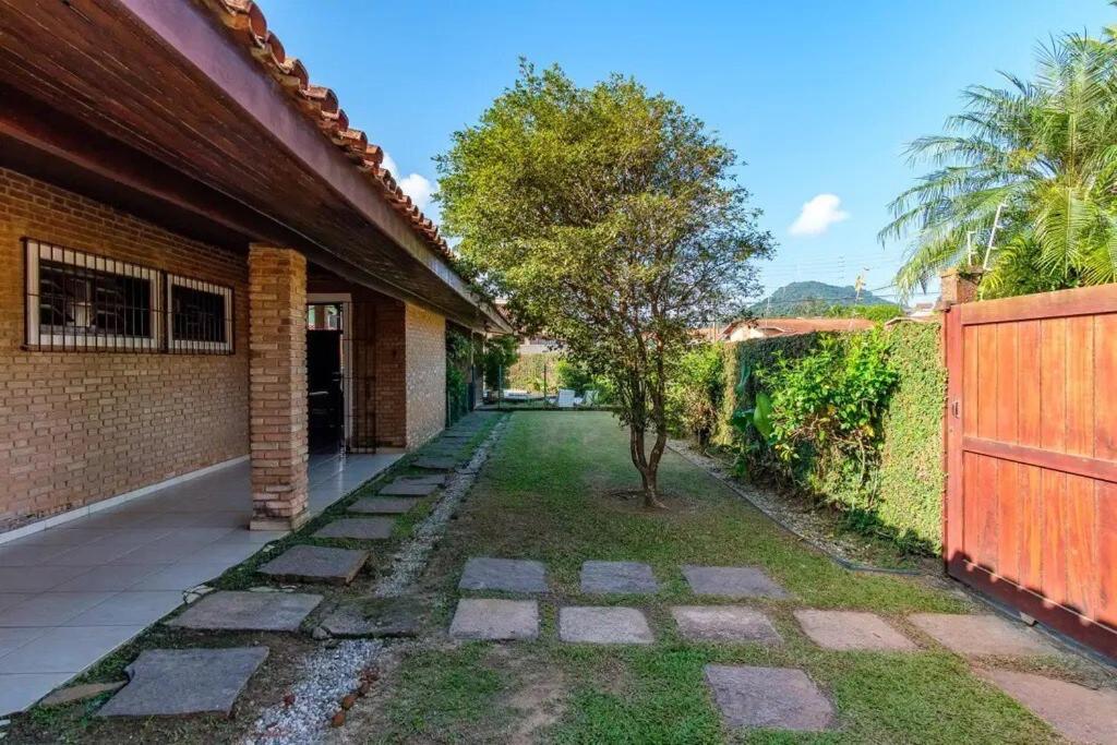 Bh4 - Bh4: Casa Com Piscina Ao Lado Da Praia Grande Убатуба Экстерьер фото